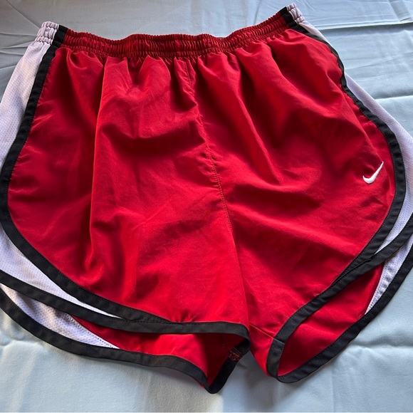 Nike, Under armor and running shorts with zipper lot - Picture 2 of 7